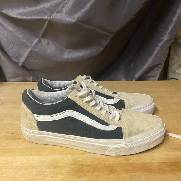 Vans old skool women size 7.0 or men size 5.5 on sale🔥 - Picture 5 of 9